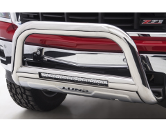 Lund Bull Bar with Light and Wiring Kit